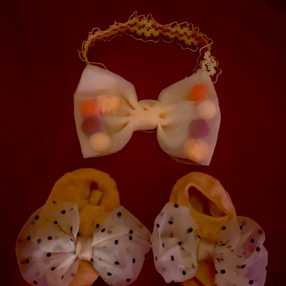 Accsecories and cute sockets with bows